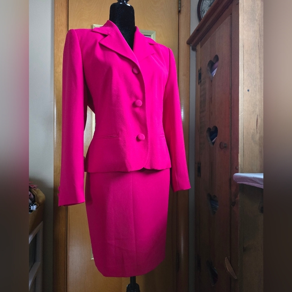 Focus 2000 by Charles Glueck dress suit - Picture 5 of 8